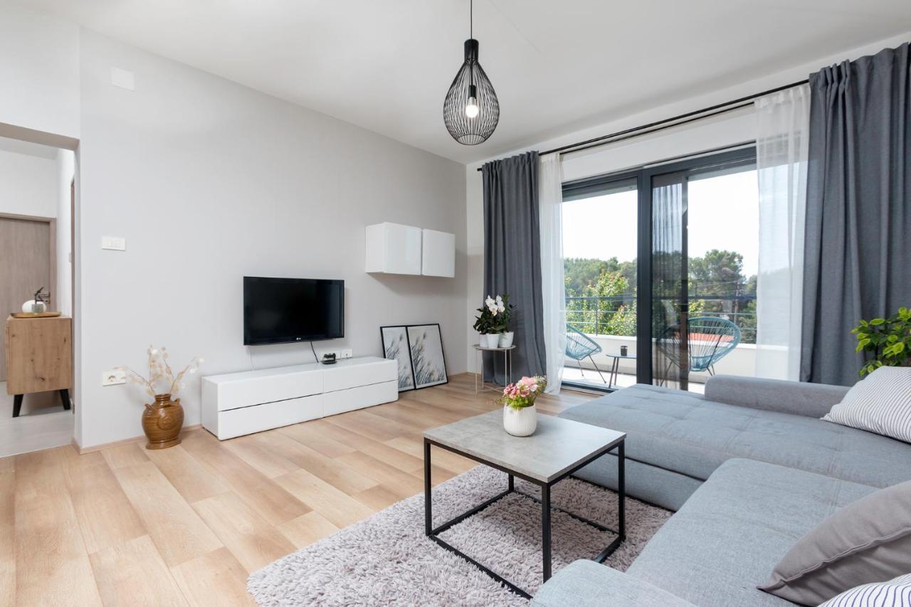 Apartman Olea พูลา ภายนอก รูปภาพ