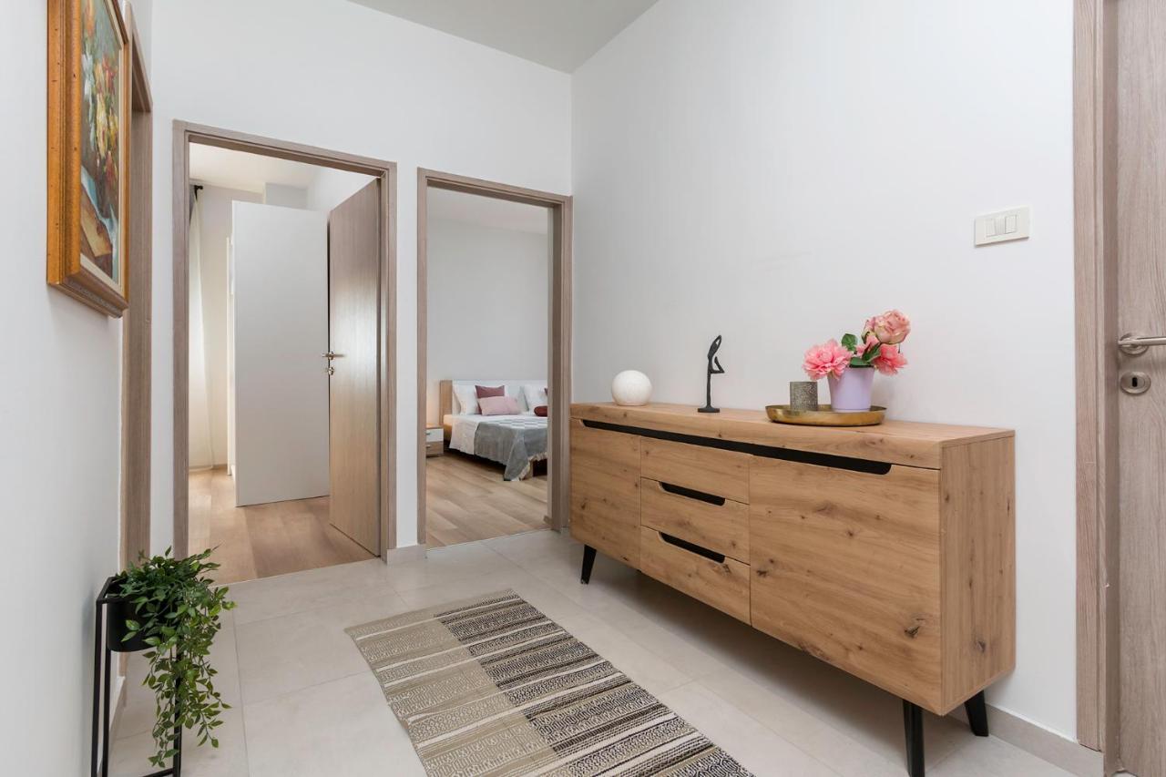 Apartman Olea พูลา ภายนอก รูปภาพ
