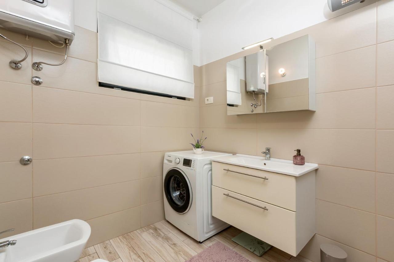 Apartman Olea พูลา ภายนอก รูปภาพ
