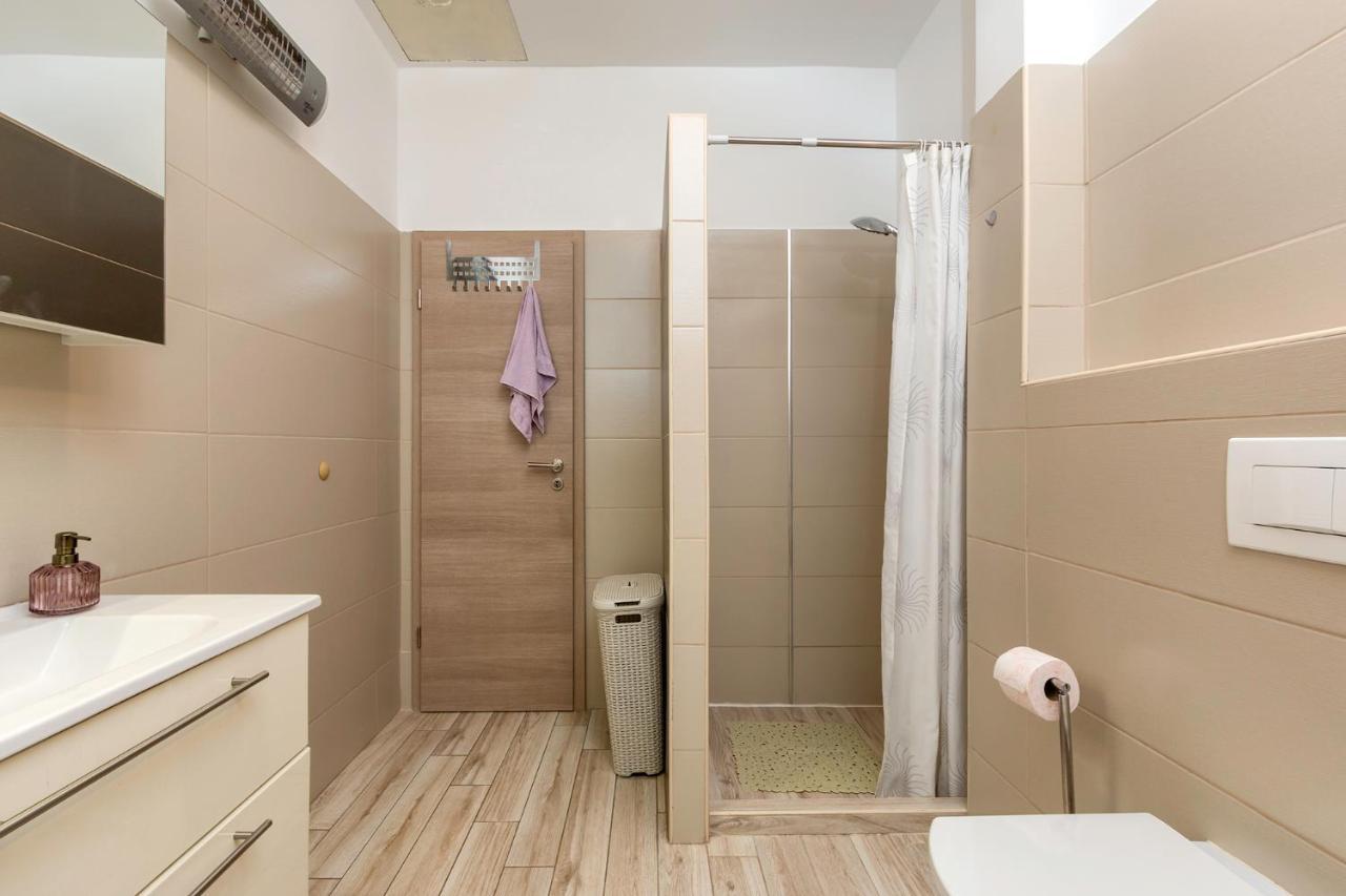 Apartman Olea พูลา ภายนอก รูปภาพ